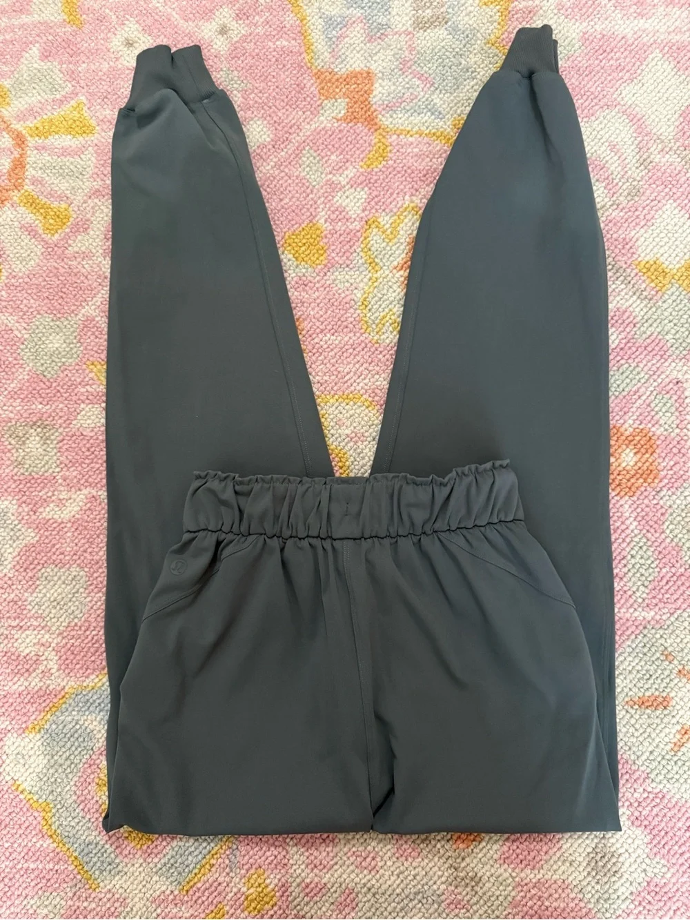 Lululemon Stretch High-Rise Jogger *Full Length - Picture 3 of 6